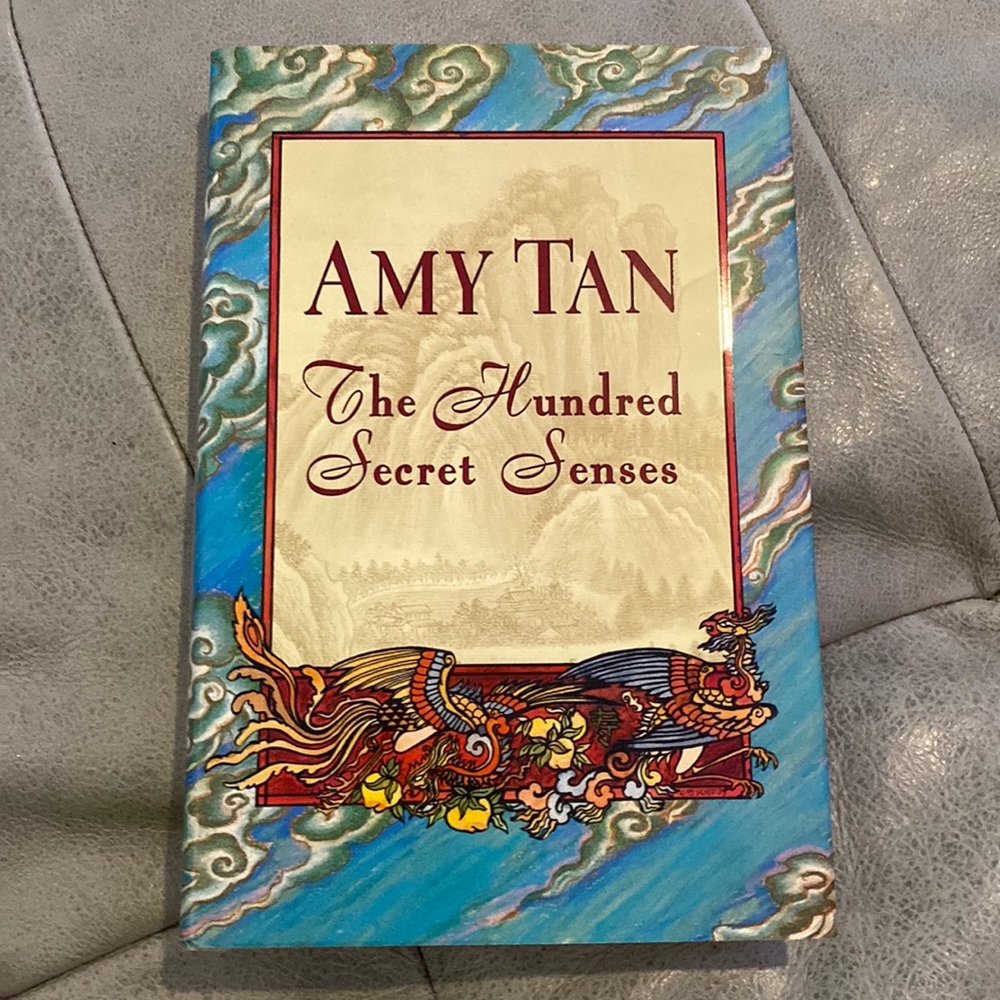 The Hundred Secret Senses by Amy Tan